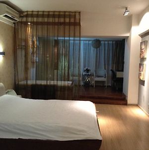Modern Holiday Hotel Fuzhou Wusi Road photos Room