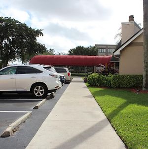 Doral Inn & Suites Miami Airport West photos Exterior