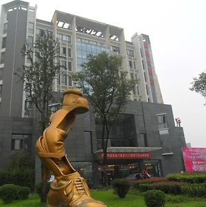 Chengdu Ruijin Hotel photos Exterior
