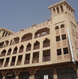 Hafez Hotel Apartments Al Ras Metro Station photos Exterior