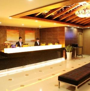 Starway Hotel Tongxiang Xingzhou photos Exterior