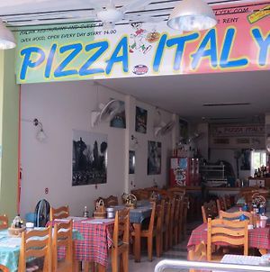 Pizza Italy Restaurant And Guesthouse photos Exterior