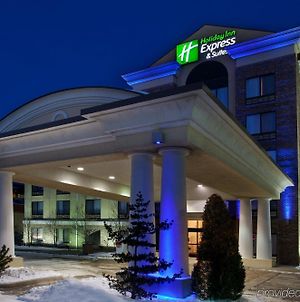 Holiday Inn Express Hotel & Suites Erie-Summit Township, An Ihg Hotel photos Exterior