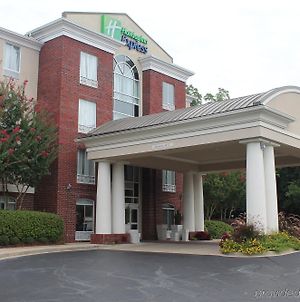 Holiday Inn Express & Suites Starkville photos Exterior