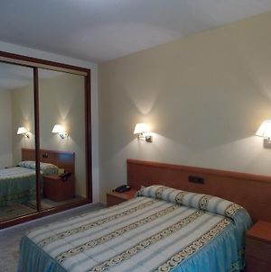 Hotel San Cristobal photos Room