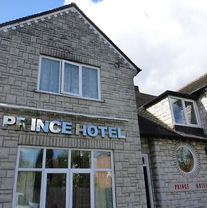 Prince Hotel photos Exterior
