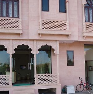 Hotel Ranthambhore Palace photos Exterior