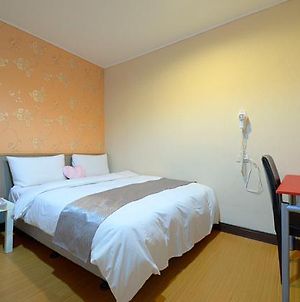 Baoshan Hotel photos Room