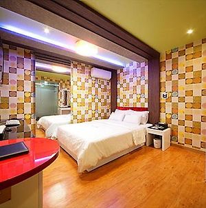 Hotel Cube Uijeongbu photos Room