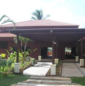 Tamarind Grand Resort Mae Sariang photos Exterior