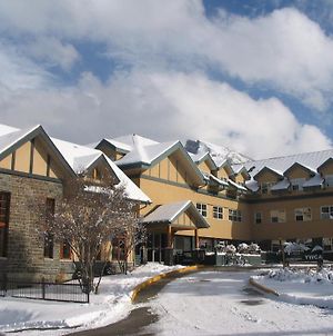 Ywca Banff Hotel photos Exterior