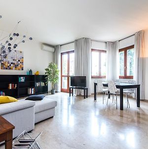 Three Bedrooms Apartment In Milan photos Exterior