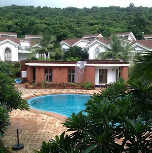 Pool Facing Apartment In Riviera Foothills Near Baga, Arpoara photos Exterior