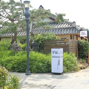 Sungsim Hanok Guesthouse photos Exterior