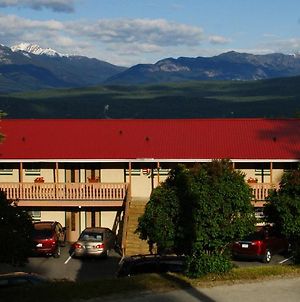 Rocky Mountain Springs Lodge photos Exterior