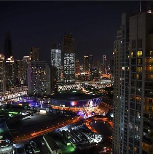 Downtown Apartments With Fountain And Burj Khalifa View photos Exterior