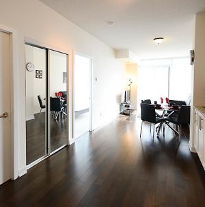 Executive Furnished Properties - Square One Mississauga photos Exterior