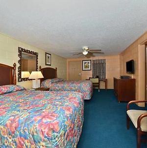 American Inn And Suites photos Room