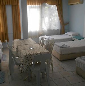 Apartments 2 Bedrooms, 1 Bedrooms, Hotel, Villa - Center, Old Town, Beach photos Room