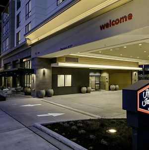 Hampton Inn & Suites By Hilton Seattle/Northgate photos Exterior