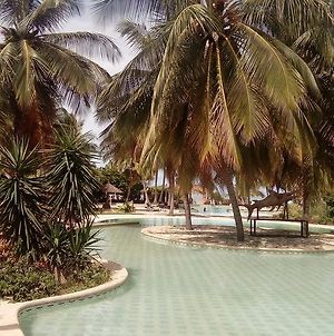 Tres Belle Villa Dans Residence Safari Saly Senegal photos Exterior