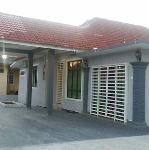 Villa Aliaa Homestay Kota Bharu, Kelantan photos Exterior