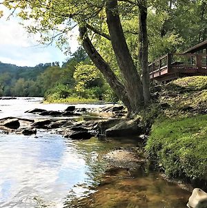 "The Great Escape" In The Heart Of The Great Smoky Mountains At Lb Riverfront Cabins & Tiny Homes- Sylva, Nc- Sleeps 4- Firepit- Wifi- Great Fishing, Hiking, Watersports Nearby! Cabin 1 photos Exterior