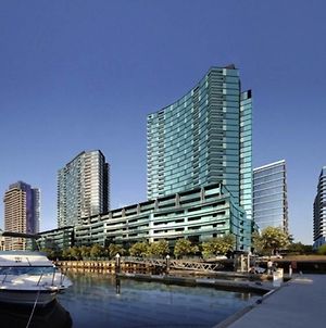 Melbourne Docklands Convesso Seaview Apartment photos Exterior