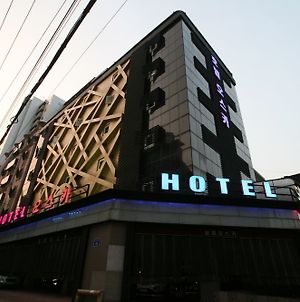 Hotel Oscar photos Exterior