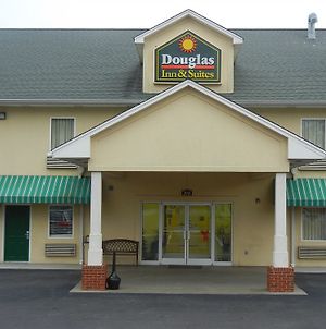 Douglas Inn & Suites photos Exterior