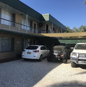 The Queenslander Motel photos Exterior