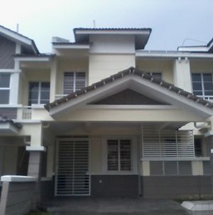 Putrajaya Homestay photos Exterior