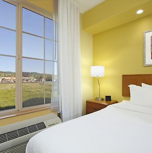 Fairfield Inn And Suites By Marriott Fairfield Napa Valley photos Exterior