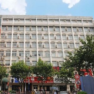 Greentree Inn Shanghai Daning International Yanchang Road Metro Station Business Hotel photos Exterior