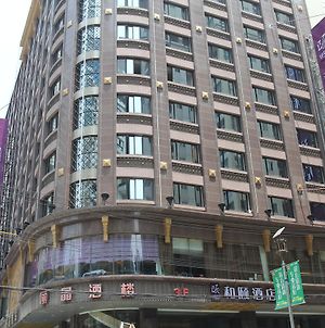 Yitel Hotel Shanghai East Nanjing Road photos Exterior
