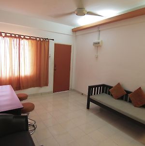 Ar-Raudhah Service Apartments photos Exterior