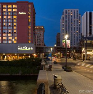 Rochester Riverside Hotel photos Exterior