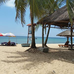 Coastal Village Beach Resort Phu Quoc photos Exterior