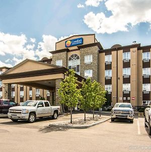 Comfort Inn & Suites Fort Saskatchewan photos Exterior