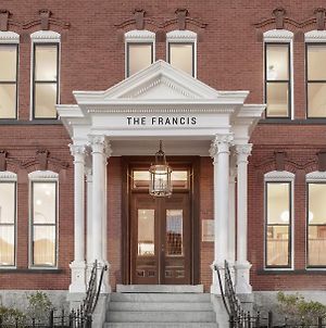 The Francis photos Exterior