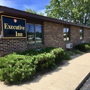 Executive Inn photos Exterior