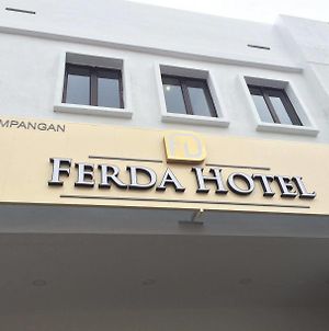 Ferda Hotel Impian Emas photos Exterior