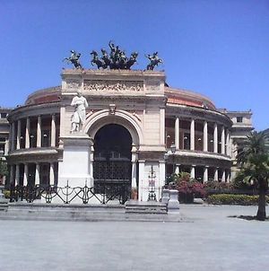 Palermo Centrale Hi photos Exterior