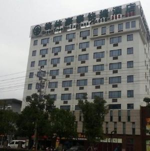 Greentree Inn Jiangsu Suzhou Taicang Liuhe Passenger Station Express Hotel photos Exterior
