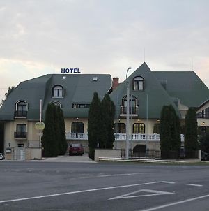 Hotel Holdfeny photos Exterior