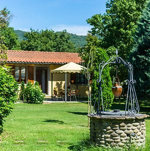 Beautiful Farmhouse With Swimming Pool Near Lake In Tuscany photos Exterior