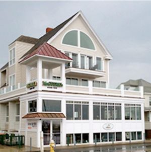 Mcguirk'S Ocean View Hotel & Cottages photos Exterior