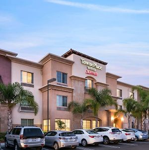 Towneplace Suites By Marriott San Diego Vista photos Exterior