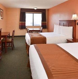 Americas Best Value Inn & Suites-East photos Exterior