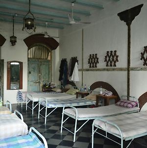 Hostel Vasantashram Cst Mumbai photos Exterior